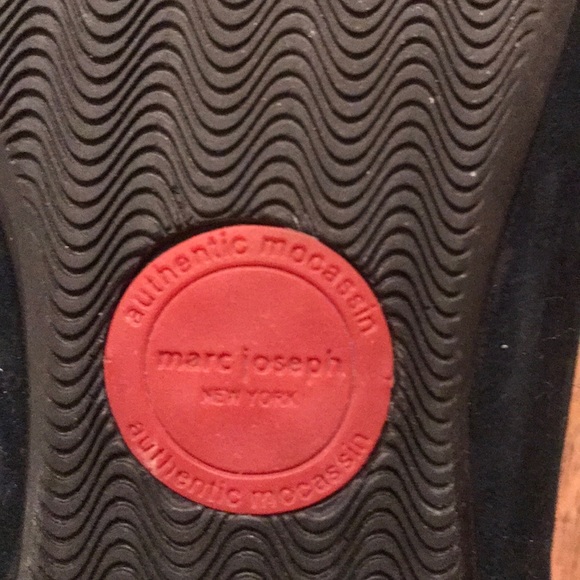 Beautiful Velvet and Leather Moccasins - Picture 4 of 5